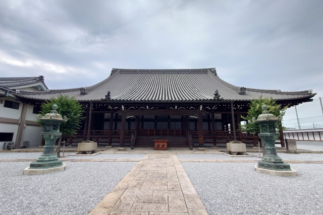 願泉寺庭園｜室町の美を今に伝える大阪府指定名勝、都市部に残る枯山水庭園の魅力を完全ガイド