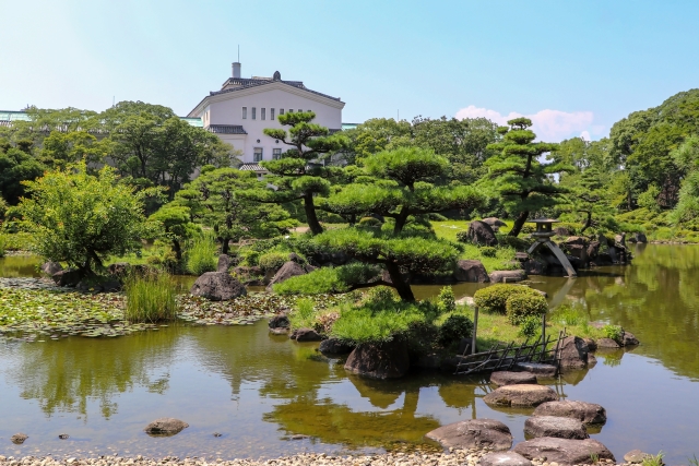 慶沢園｜大阪住友家が造営した美しい日本庭園の魅力と見どころ、拝観案内を徹底紹介