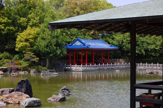大仙公園日本庭園｜美しい築山林泉廻遊式庭園の魅力と見どころ、拝観案内を徹底紹介