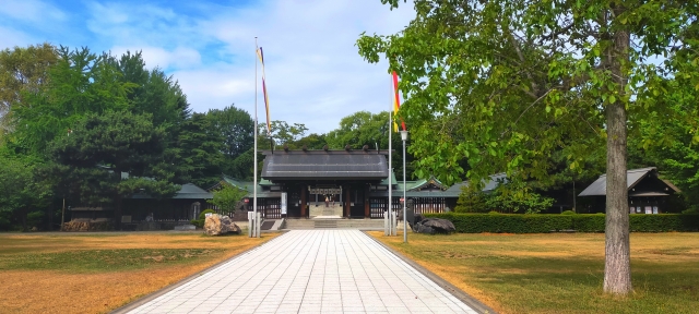 札幌護国神社｜由緒ある神社の歴史と見どころ、参拝情報を完全ガイド