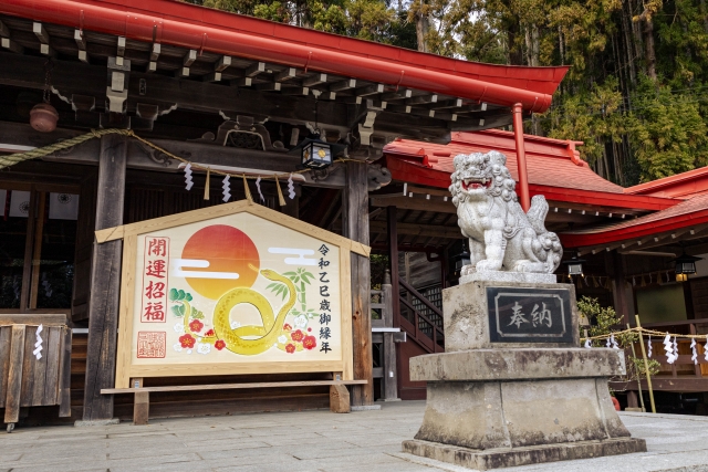 金蛇水神社｜由緒ある水神信仰の霊場の歴史と見どころ、参拝情報を完全ガイド