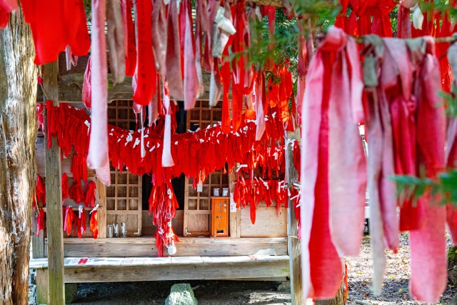 卯子酉神社｜遠野物語が伝える恋愛成就の神社、参拝案内と縁結びご利益を詳しく解説