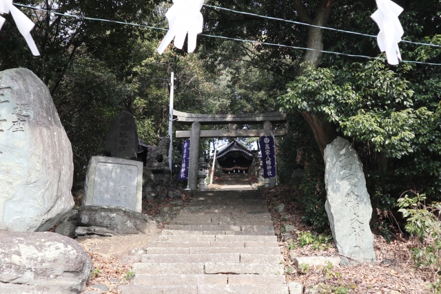 高家神社｜由緒ある神社の歴史と見どころ、参拝情報を完全ガイド