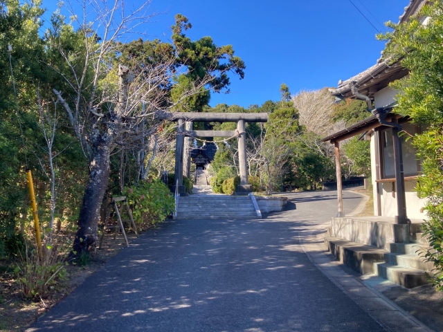 高家神社｜由緒ある神社の歴史と見どころ、参拝情報を完全ガイド