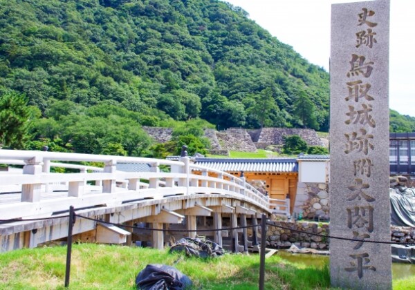 鳥取城｜久松山に築かれた名城の歴史と見どころ、参拝情報を完全ガイド