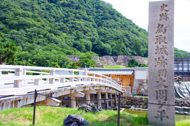 鳥取城｜久松山に築かれた名城の歴史と見どころ、参拝情報を完全ガイド