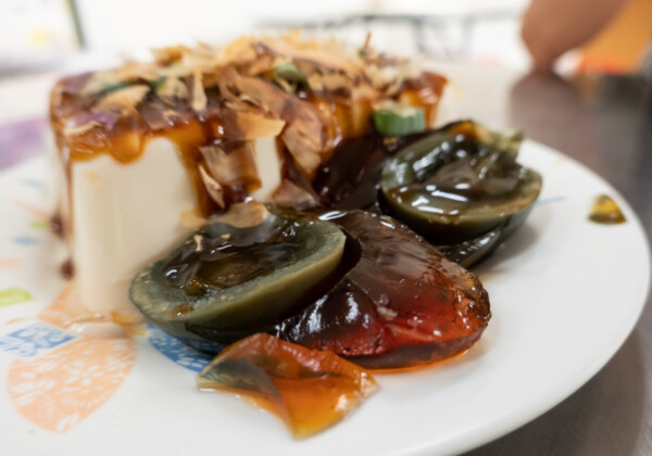 卵豆腐とは？その魅力と歴史、特徴など詳しく解説（Shutterstock / contributor: 224074085）