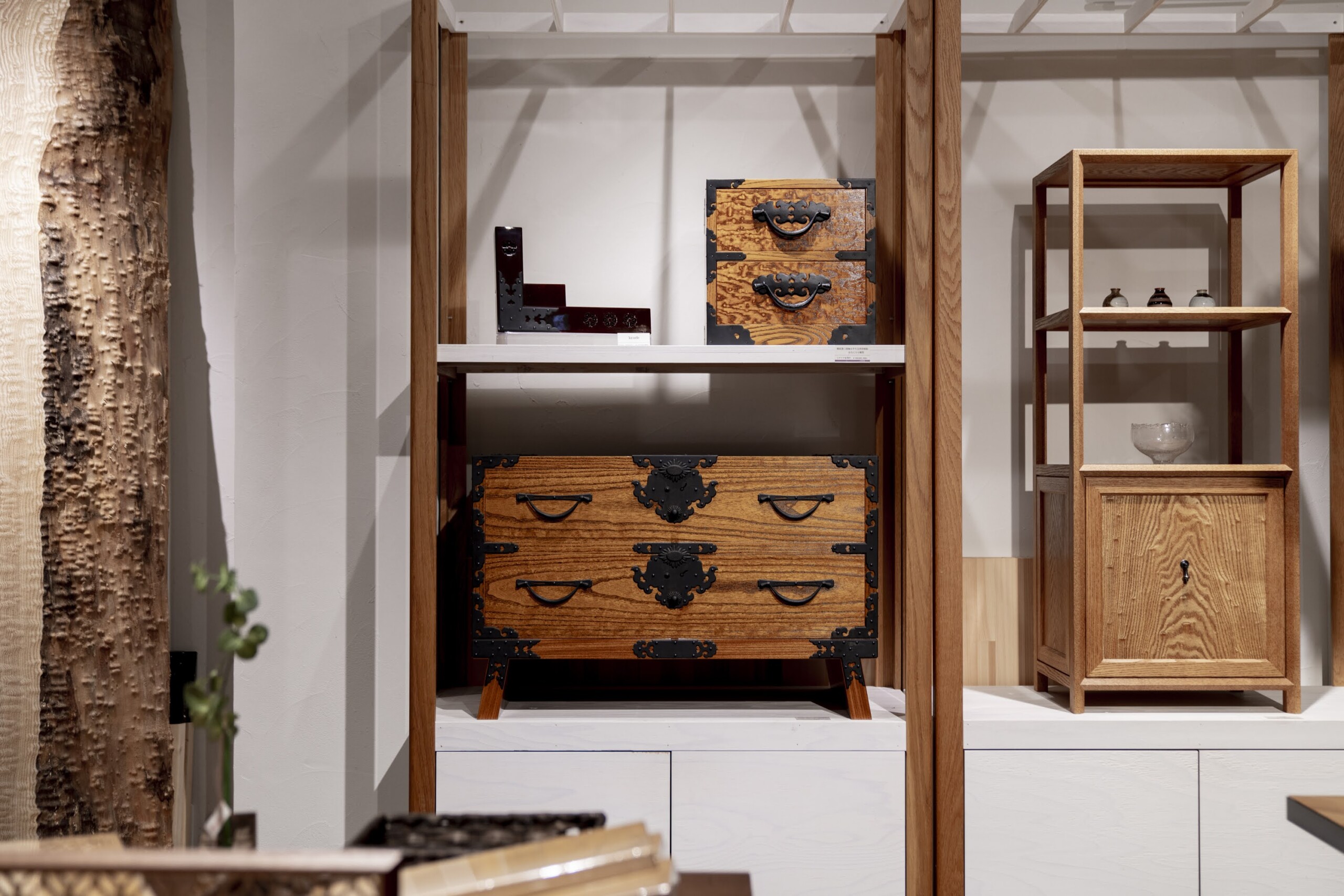 モデルルーム展示品　伝統工芸　越前箪笥　摺漆時代箪笥　　日本製　　整理タンス モデルルーム展示品伝統工芸越前箪笥摺漆時代箪笥日本製整理タンス