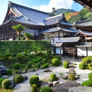 西教寺庭園｜小堀遠州作庭による名園と明智光秀ゆかりの古刹の魅力を完全ガイド