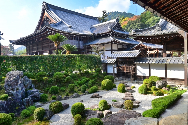西教寺庭園|小堀遠州作庭による名園と明智光秀ゆかりの古刹の魅力を完全ガイド