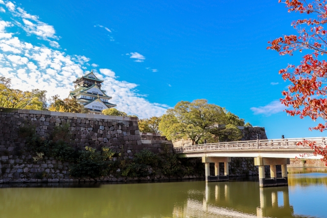 大阪城 日本庭園｜天守閣を借景とする美しい庭園の魅力と見どころ、散策案内を徹底紹介