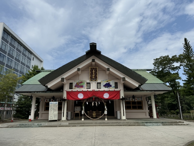 善知鳥神社｜由緒ある神社の歴史と見どころ、参拝情報を完全ガイド