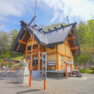 Urahoro Jinja｜Complete guide to the history, highlights, and worship information of this historic pioneer shrine