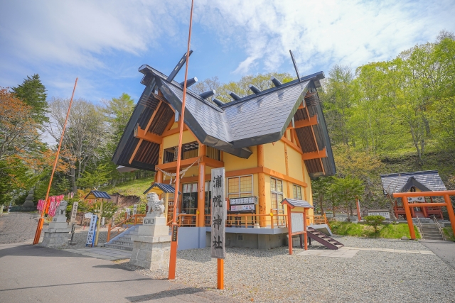 Urahoro Jinja｜Complete guide to the history, highlights, and worship information of this historic pioneer shrine