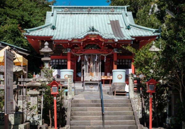 海南神社｜相州三浦総鎮守の歴史と見どころ、参拝情報を完全ガイド