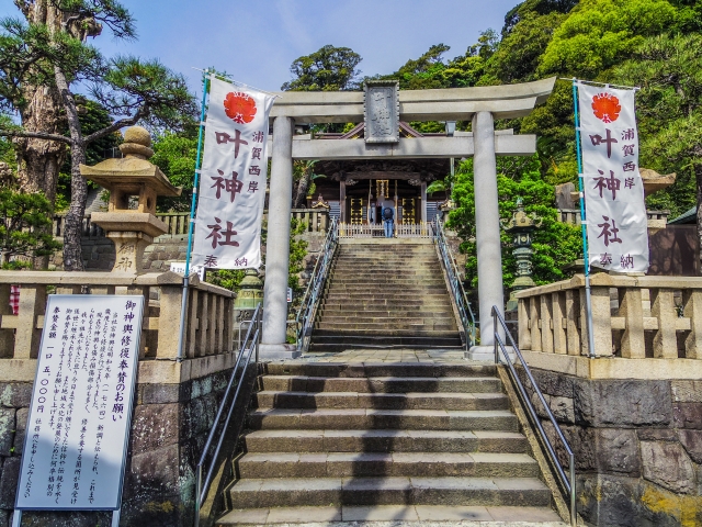 叶神社｜源氏再興の願いが叶った由緒ある神社の歴史と見どころ、参拝情報を完全ガイド
