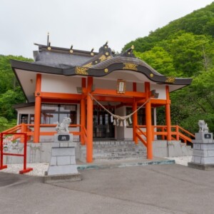 羅臼神社｜知床の総鎮守として守る神社の歴史と見どころ、参拝情報を完全ガイド