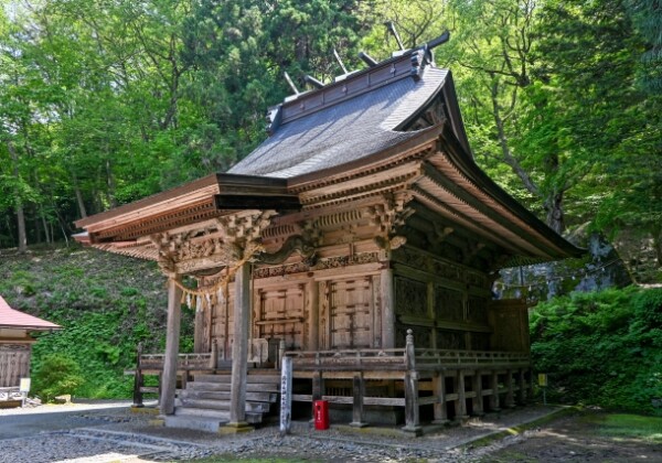 丹内山神社｜由緒ある神社の歴史と見どころ、参拝情報を完全ガイド