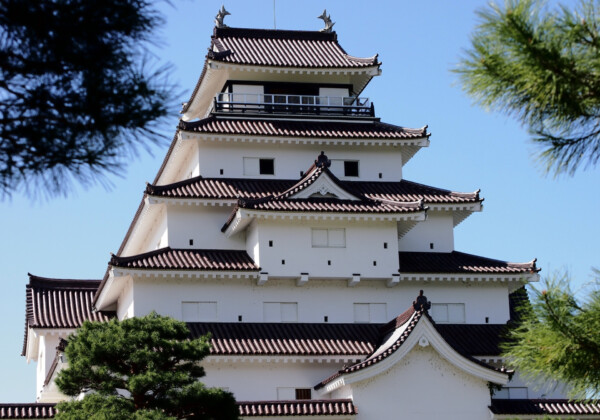 会津若松の歴史と観光。幕末の記憶をたどる旅先ガイド