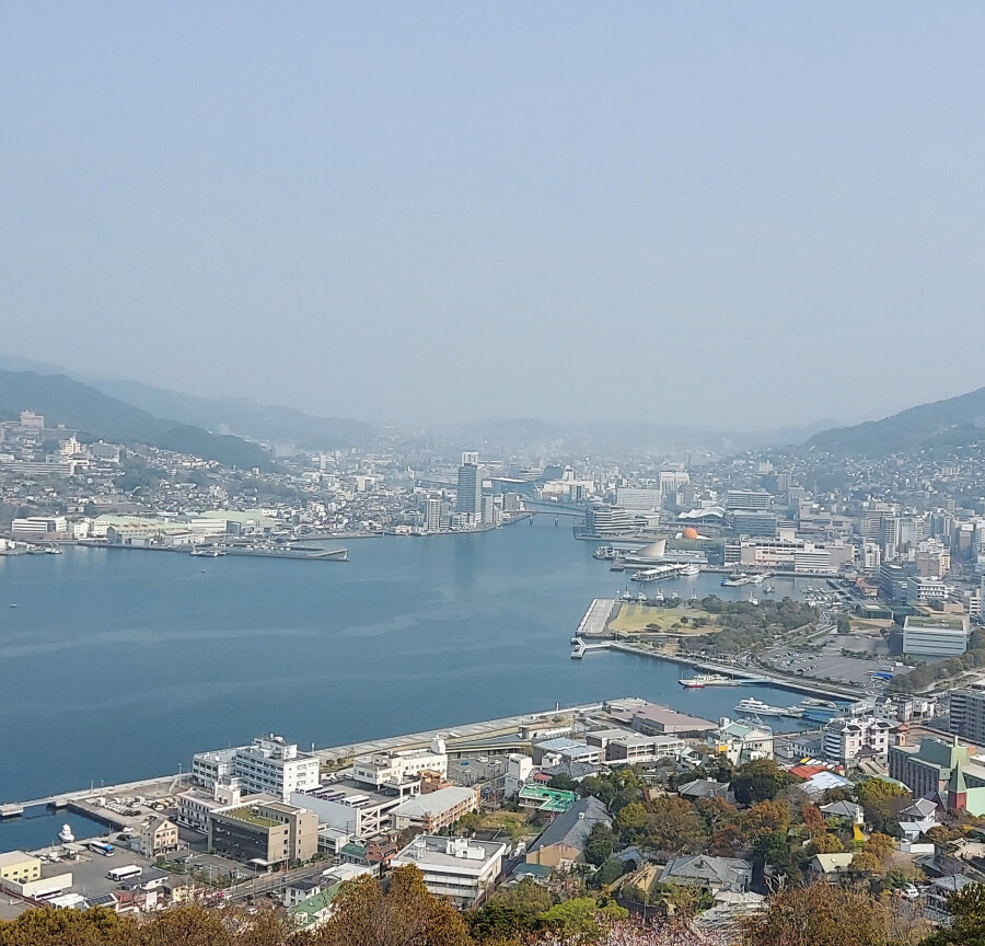 長崎 卓袱料理の歴史と魅力。和・華・蘭が出会った円卓のものがたり