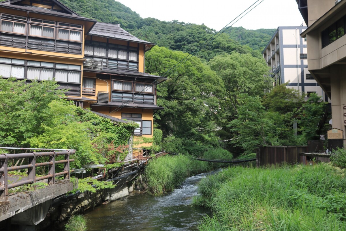 東山温泉 会津の奥座敷で出会う、心をほどく寄り道めぐり