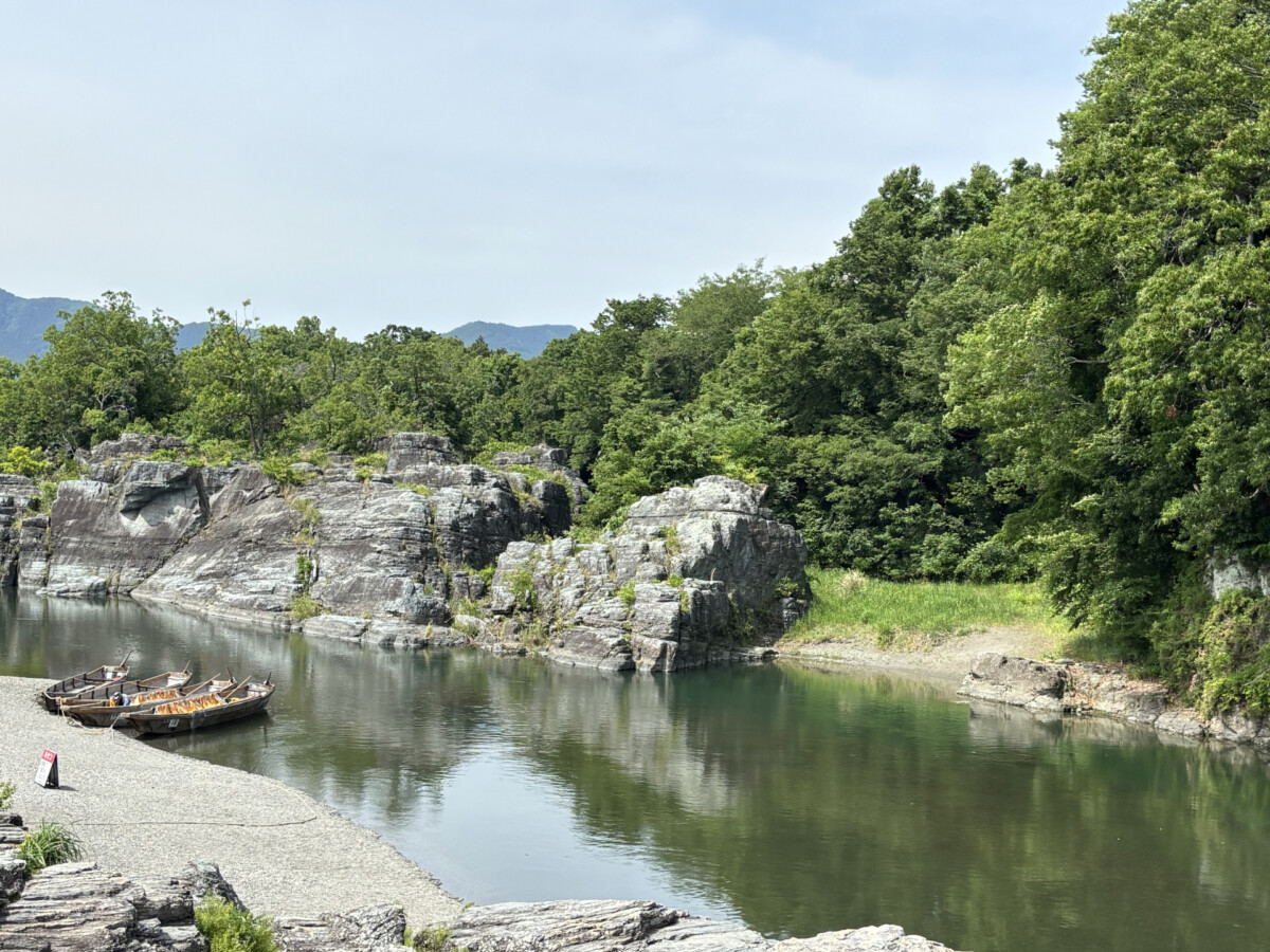 長瀞の岩畳とライン下り 荒川が見せてくれる地球の素顔
