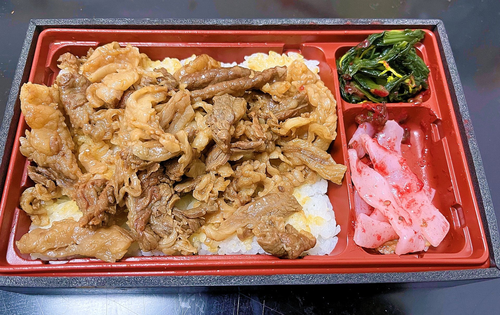 松阪牛とは?歴史と特徴から知る、贈り物にしたくなる理由